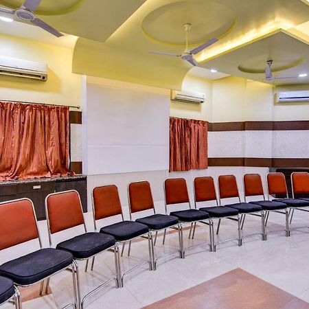 Hotel Treebo Trend Surya Nashik Exterior foto