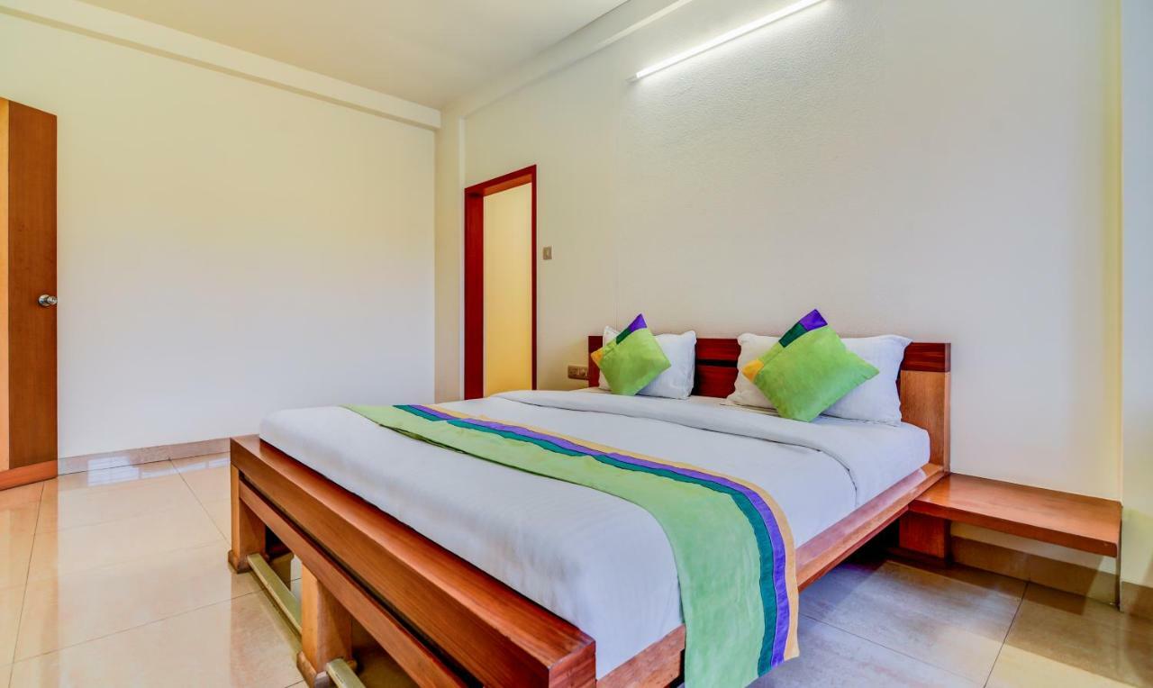 Hotel Treebo Trend Surya Nashik Exterior foto